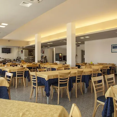 Ξενοδοχείο Mare Πέζαρο